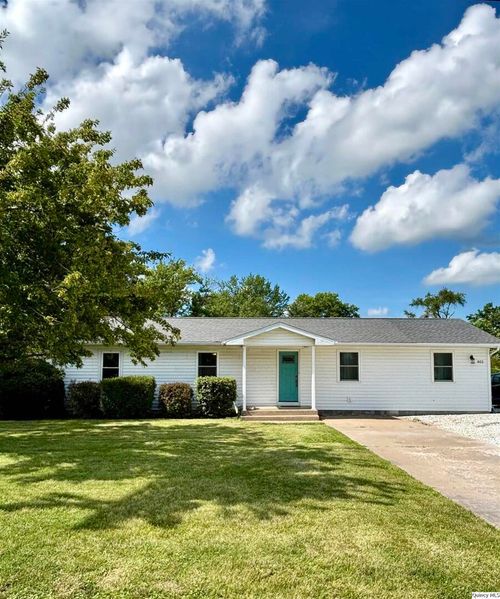 802 W Main St, La Harpe, IL, 61450-9213 | Card Image