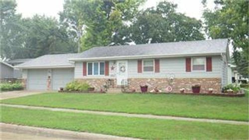 1914 N 28th St, Fort Dodge, IA, 50501-7845 | Card Image