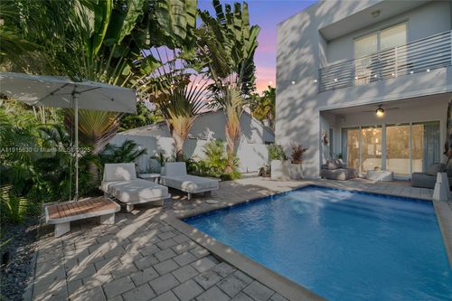 2410 Sw 16th Ave, Miami, FL, 33145-3929 | Card Image