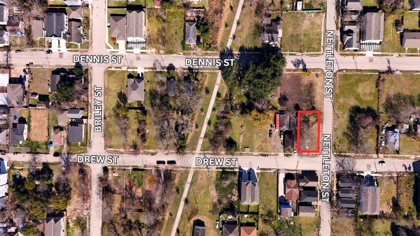 Land in Houston 5