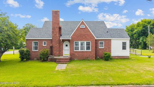 519 Farm Life Ave, Vanceboro, NC, 28586-7793 | Card Image