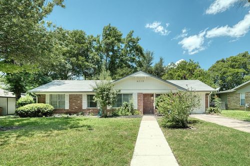6218 Brookside Dr, Austin, TX, 78723-1149 | Card Image