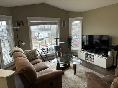 11550 73 Ave, House other with 5 bedrooms, 2 bathrooms and 4 parking in Grande Prairie AB | Image 2