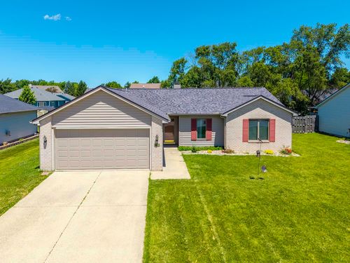 8015 Cooper Point Run, Fort Wayne, IN, 46835-4783 | Card Image