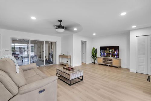 1180 Nw 49th Ct, Deerfield Beach, FL, 33064-1042 | Card Image