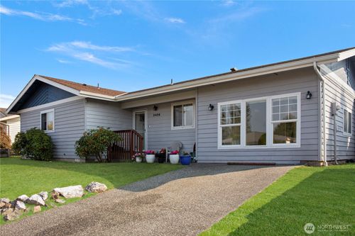 2406 E Kincaid St, Mount Vernon, WA, 98274-4739 | Card Image