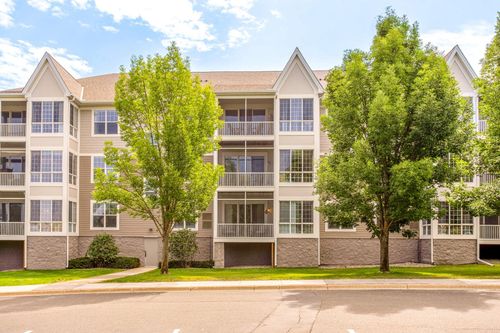 127-100 Clydesdale Trl, Medina, MN, 55340-4553 | Card Image