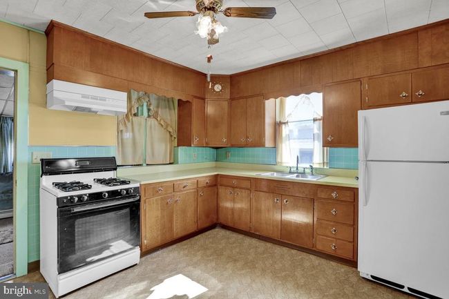 21 Mill Rd, House other with 4 bedrooms, 1 bathrooms and null parking in FLEETWOOD PA | Image 8