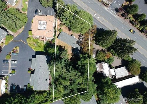 22910 Edmonds Way, Edmonds, WA, 98020-5044 | Card Image