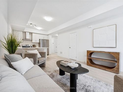 6-53 Allegro Common, Cambridge, ON, N3C1A5 | Card Image