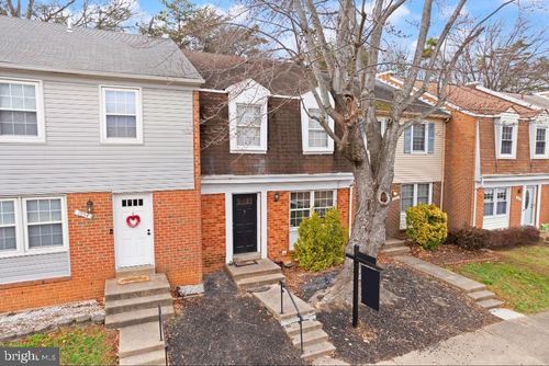 1952 Mariner Ln, WOODBRIDGE, VA, 22192-2303 | Card Image