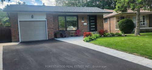2185 Wyton Crt, Mississauga, ON, L4Y1X3 | Card Image