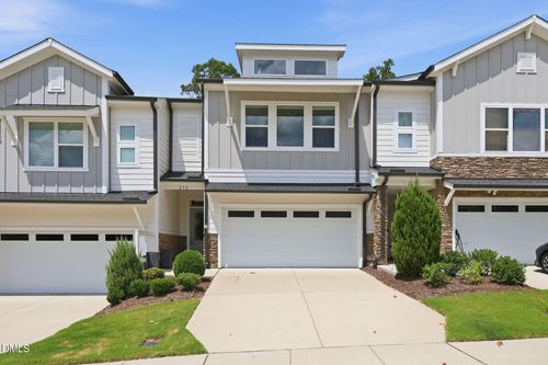 272 Deardom Way, Chapel Hill, NC, 27516-4269 | Card Image
