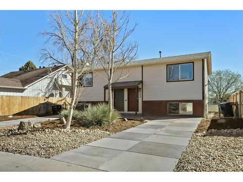 2024 Lincoln St, Longmont, CO, 80501-1831 | Card Image