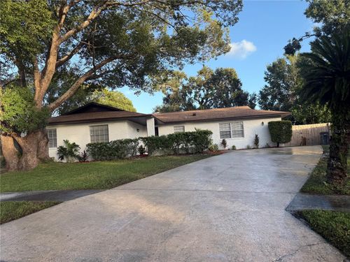 5207 Burr Pl, SEFFNER, FL, 33584-3393 | Card Image