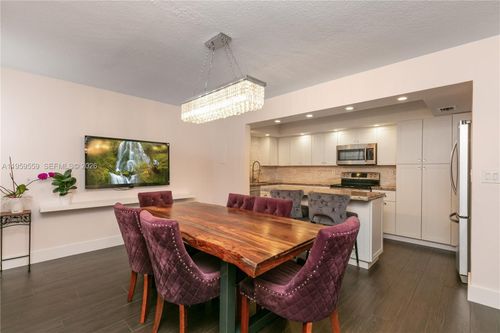 ph-10-20291 Ne 30th Ave, Aventura, FL, 33180-2026 | Card Image