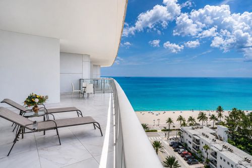 1103-701 N Fort Lauderdale Beach Blvd, Fort Lauderdale, FL, 33304-4142 | Card Image