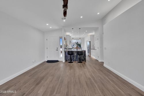 16825 N 18th Pl, Phoenix, AZ, 85022-6216 | Card Image