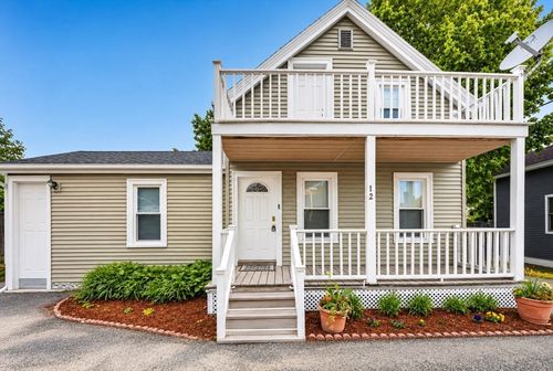 12 Cottage Pl, Boston, MA, 02136-1735 | Card Image