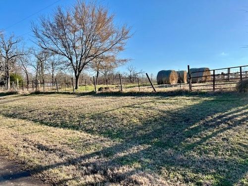 9036 County Road 329, Buffalo, TX, 75831-3892 | Card Image