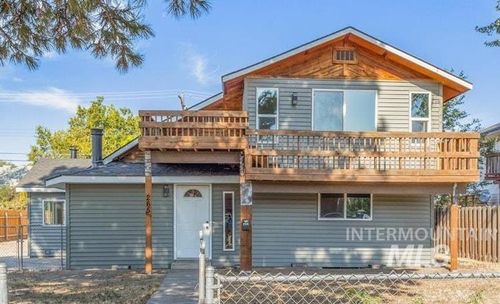 265 S 11th E, Mountain Home, ID, 83647-3217 | Card Image