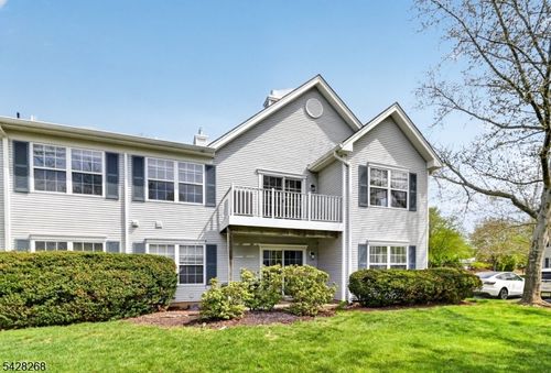 125 Marsillo Ct, Bridgewater, NJ, 08807-5647 | Card Image
