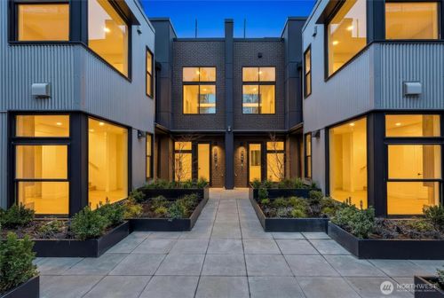 c-2014 Fairview Ave E, Seattle, WA, 98102-3512 | Card Image