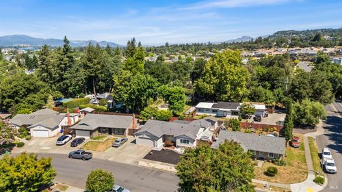 1172 Cayetano Drive, Napa, CA, 94559 | Card Image