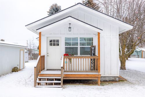 222 Forest Hill Vlg, Kalispell, MT, 59901-7988 | Card Image