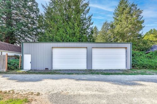 111 E 6th St, North Bend, WA, 98045-8959 | Card Image