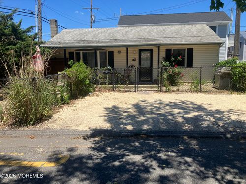 34 E Surf Way, Lavallette, NJ, 08735 | Card Image