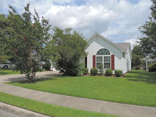 105 Monterey Cir, New Bern, NC, 28562-4234 | Card Image
