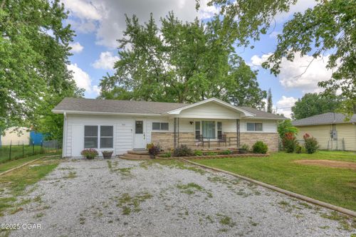 305 Verbryck St, Carl Junction, MO, 64834-9743 | Card Image