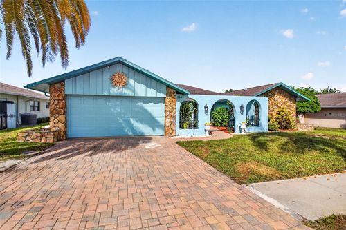 8841 Andros Ln, PORT RICHEY, FL, 34668-5902 | Card Image