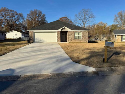 4 Shiloh Pl, Sherwood, AR, 72120-2521 | Card Image