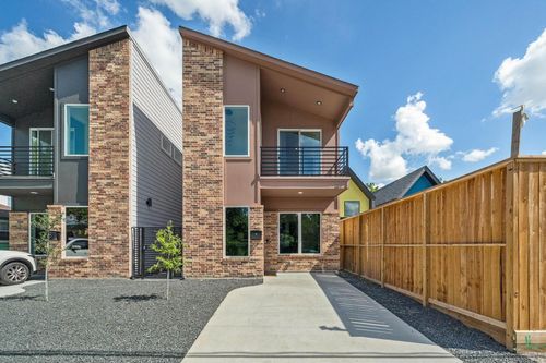 a-207 E 38th St, Houston, TX, 77018-6539 | Card Image