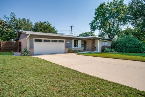 320 Easton Rd, Dallas, TX, 75218-1009 | Card Image