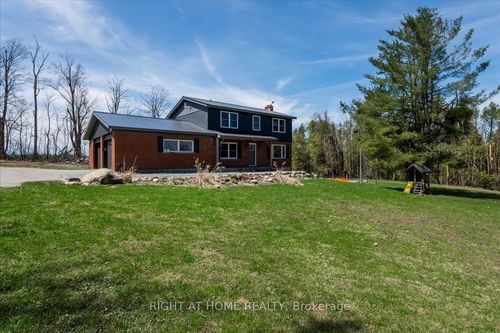 1384 15/16 Sideroad E, Oro Medonte, ON, L0L1T0 | Card Image