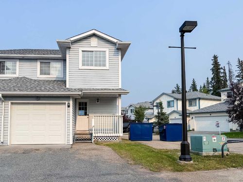 17-465 Makenny Street, Hinton, AB, T7V1H3 | Card Image
