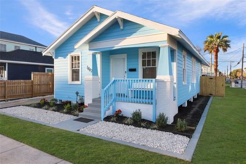 1802 Avenue N, Galveston, TX, 77550-4744 | Card Image