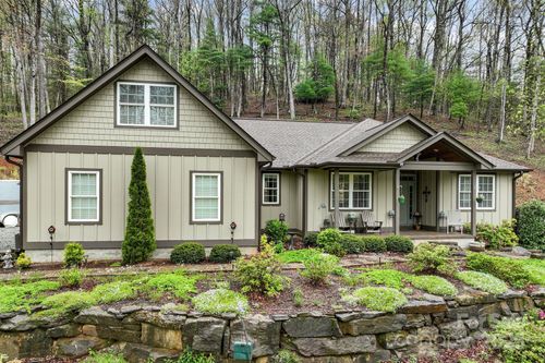 3934 Cabin Creek Rd, Zirconia, NC, 28790-5721 | Card Image