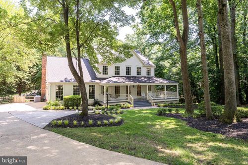 1565 Old Eaton Ln, RESTON, VA, 20194-1206 | Card Image