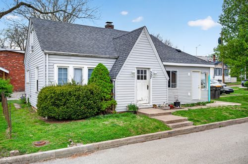 527 N Prow Ave, Bloomington, IN, 47408-3691 | Card Image