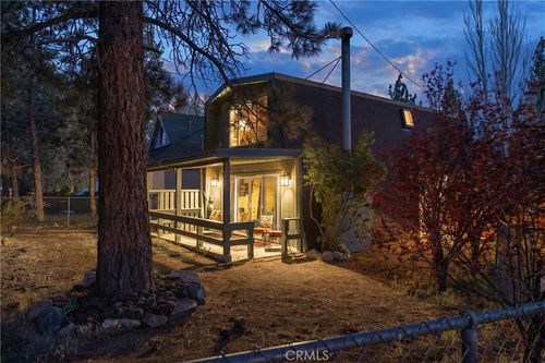 445 Elysian Blvd, Big Bear City, CA, 92314-9155 | Card Image