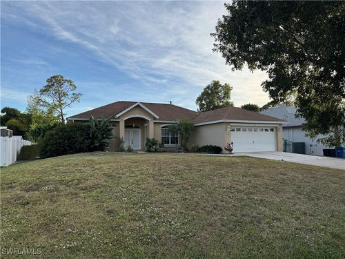 4649 Santiago Ln, BONITA SPRINGS, FL, 34134-7223 | Card Image