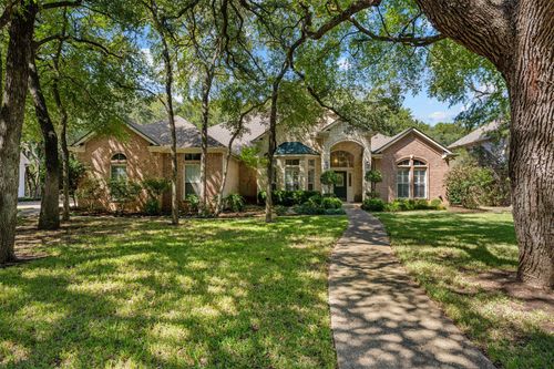 235 Settlers Creek Trl, Woodway, TX, 76712-8565 | Card Image