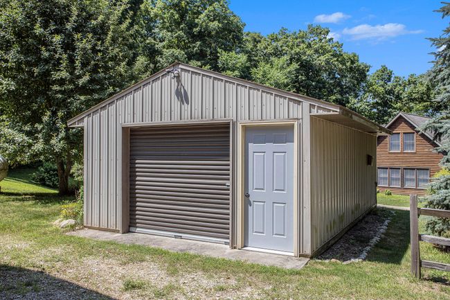 035__90a6544_585 | Image 11