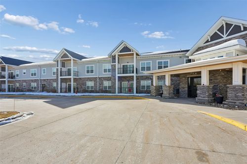 1427 34th Ave Sw, Altoona, IA, 50009-5453 | Card Image