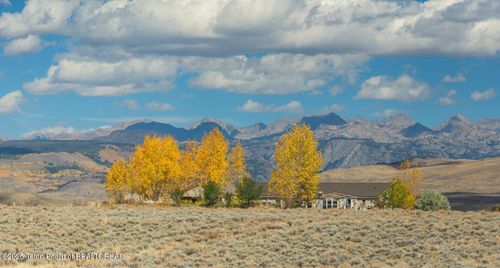 16 High Peaks Ln, Pinedale, WY, 82941 | Card Image