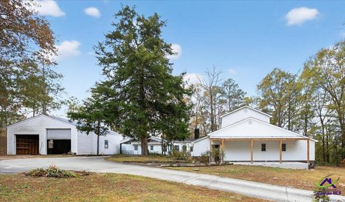 5682 Hartley Bridge Rd, Macon, GA, 31216-5920 | Card Image